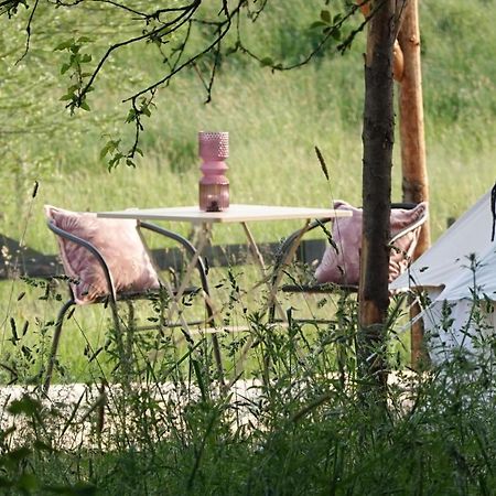 Glamping Du Moulin Hotell Bastogne Exteriör bild