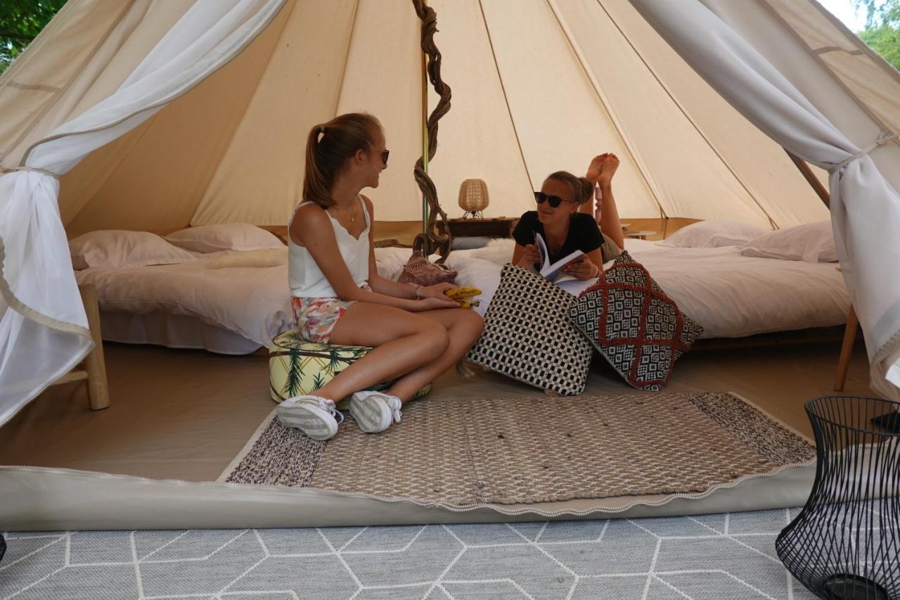 Glamping Du Moulin Hotell Bastogne Exteriör bild